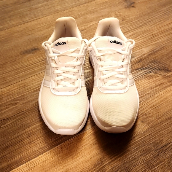 Adidas Women's Sneakers in Cream and White - Picture 1 of 4
